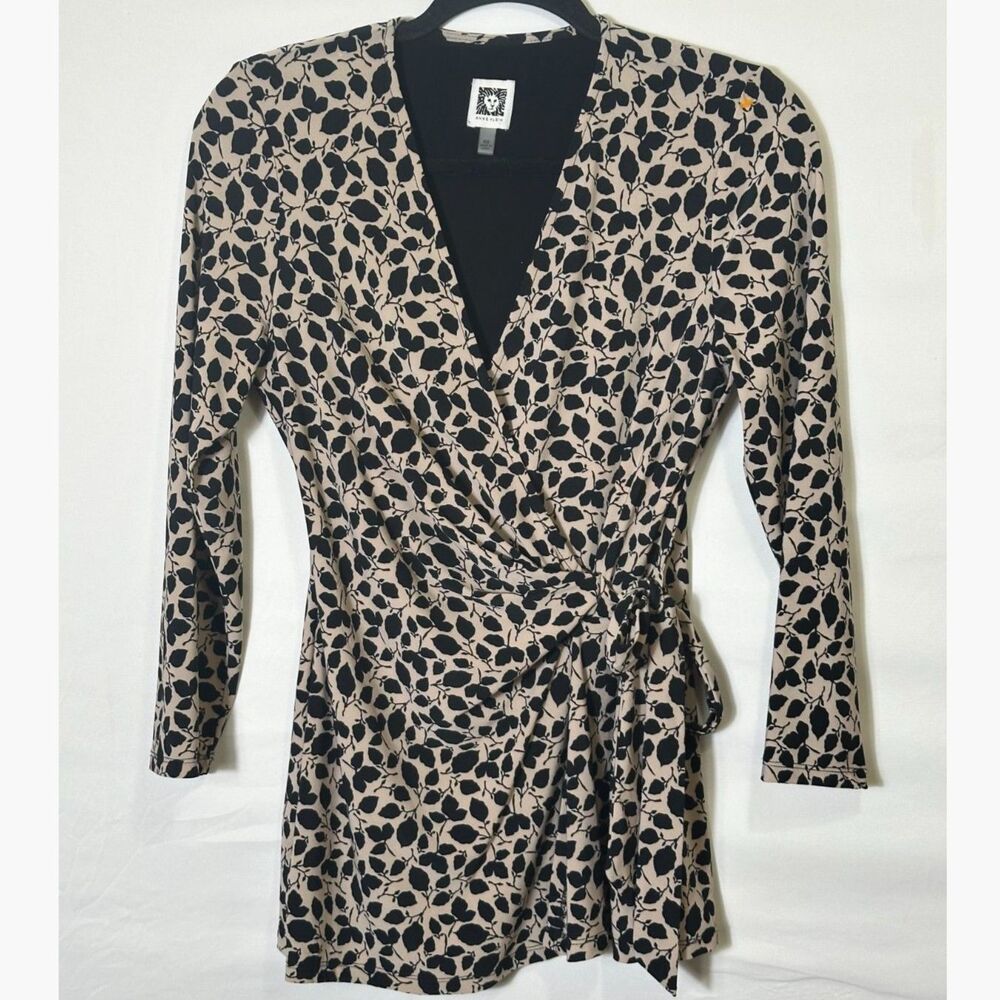 Anne Klein Printed Leaf Faux Wrap Top Size XS 3/4 Sleeve Stretch Black/Cream